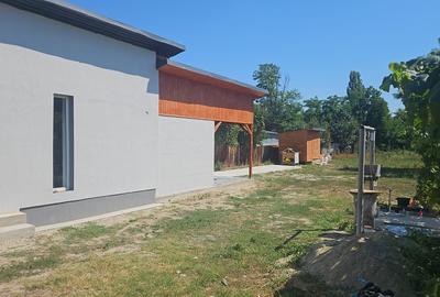 Casă cu 2 camere cu Teren 2000 Mp în Tețcoiu - 3