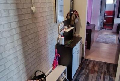 Apartament cu 3 camere în Craiovița Nouă - 14