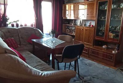 Apartament cu 4 camere decomandat în Dacia - 5