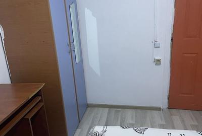 Casă cu 3 camere cu Teren 200 Mp în Central - 1