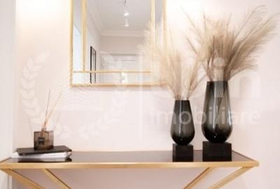 Casă individuală cu 10 camere semidecomandat cu Canalizare în Andrei Mureșanu - 12