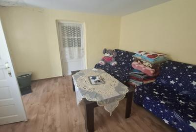 Zona Bratianu - Teren 320 mp + casa 3 camere demolabila /renovabila - 2