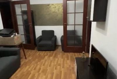 Apartament cu 3 camere decomandat în Central - 4