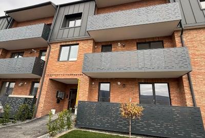 Apartament cu 2 camere decomandat în Chinteni - 3