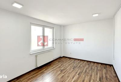 Spațiu comercial, de 70 mp, în Centrul Civic - 3