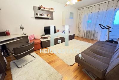 Apartament 3 camere Complexul Studentesc - 1