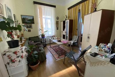 Apartament cu 5 camere decomandat în Armeneasca - 2