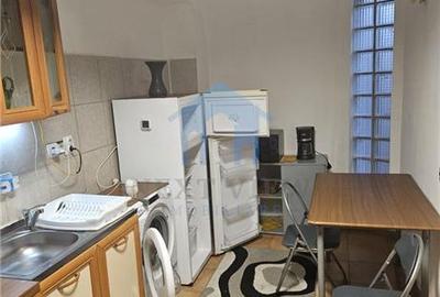 Garsonieră decomandată în Andrei Mureșanu - 8