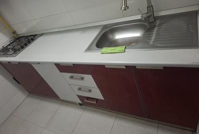 Casă cu 4 camere cu Teren 400 Mp în Central - 1