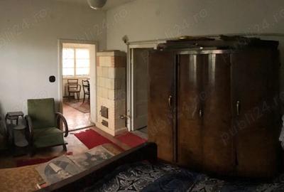 Apartament cu 3 camere semidecomandat în Central - 9