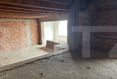 Casa spa?ioasa cu poten?ial imens in inima ora?ulu - 6