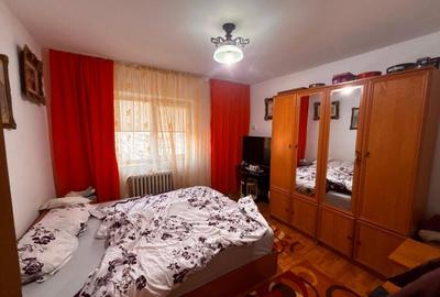 Apartament cu 4 camere decomandat, mobilat în Calea Moldovei - 14