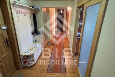 Apartament 3 camere - Zona Sens - 4