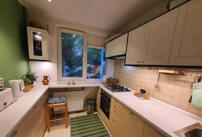 Apartament cu 2 camere decomandat în Titan - 5