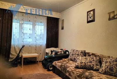 Apartament 2 camere decomandat - parter, zona lini?tita - 3