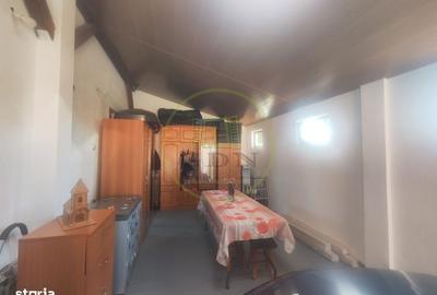 Casă cu 4 camere în Malu Mare - 2