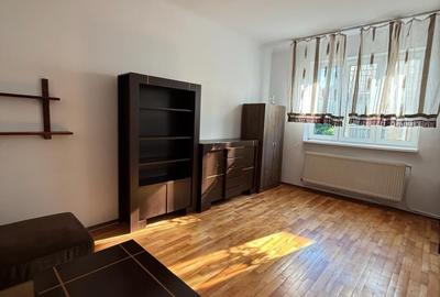 Apartament cu 2 camere decomandat în Central - 13