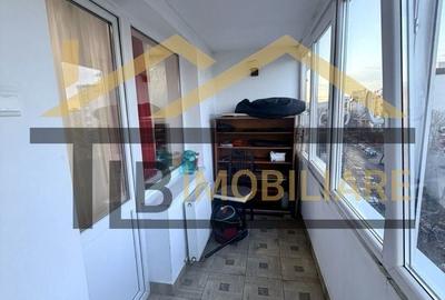 Apartament cu 3 camere decomandat în Tudor - 10