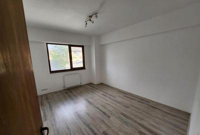 SEMICENTRAL 3 camere , bloc 2009 , 125 mp utili - 9