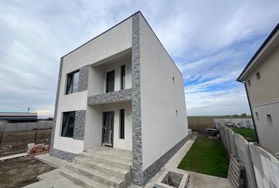 Vila individuala  / 5 Camere / 3 Bai / Teren 280 mp Vila individuala  / 5 Camere / 3 Bai / Teren 280 mp - 3