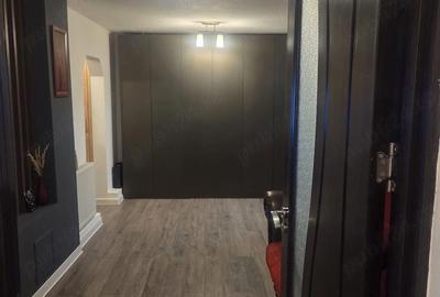 Apartament cu 2 camere decomandat în 1 Mai - 3