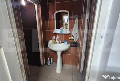 Spațiu comercial, de 80 mp, în Semicentral - 8