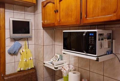 Apartament cu 3 camere semidecomandat în Central - 2