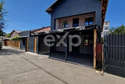 Casă individuală cu 7 camere cu Canalizare în Central - 1