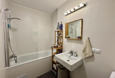 Apartament cu 2 camere decomandat, mobilat în Tractorul - 13