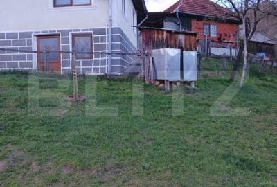 Casă cu 2 camere cu Teren 3800 Mp în Central - 2