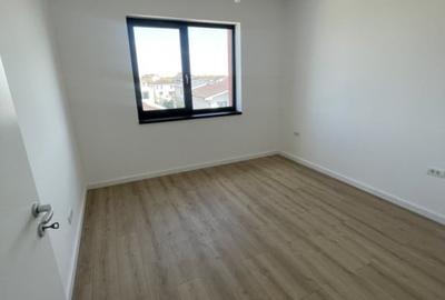 3 camere, Bucatarie separata, Bloc superb - 3