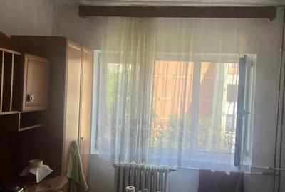 Garsoniera de vanzare - 1