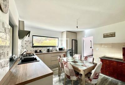 Casă cu 5 camere cu Teren 576 Mp în Periferie - 33