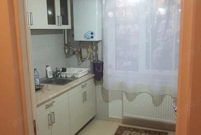 Inchiriez apartament - 3