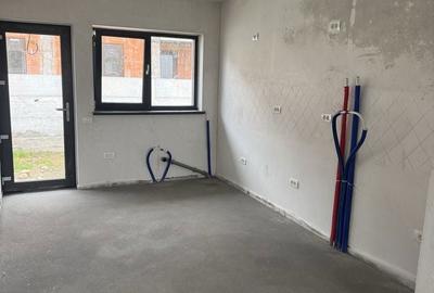 Casă cu 3 camere în Central - 1
