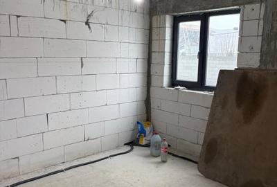 Casă individuală cu 5 camere cu Teren 500 Mp în Aeroport - 16