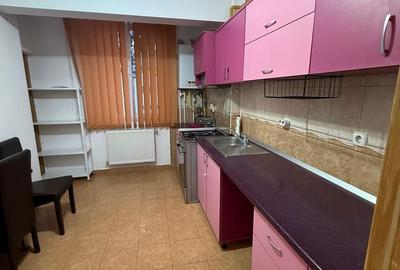 Apartament cu 3 camere decomandat în George Enescu - 3