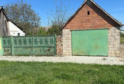 Casă cu Teren 1475 Mp în Toager