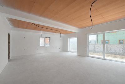 Casă individuală cu 4 camere cu Canalizare în Central - 8