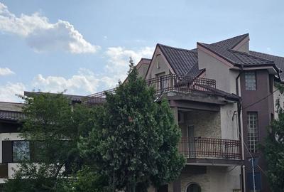 Casa /Vila 340mp + curte 370mp, 5min de mers Metrou Aparatorii Patriei