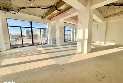 Spațiu comercial, de 75.4 mp, în Central - 3