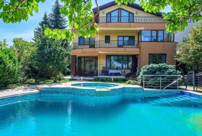 Vila Exclusivista cu Acces Direct la Lacul Morii Lin... - 1