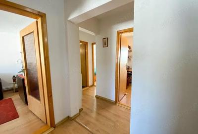 Apartament 4 camere de vanzare-Mangalia, zona:Parc Evergreen - 900m pana la Portul Turistic Faleza - 2