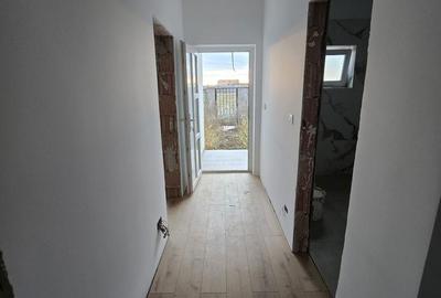Casă cu 3 camere cu Teren 330 Mp în Moșnița Nouă - 12