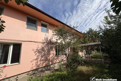Casa parter + mansarda, situat la curte comuna, teren propriu, 3 locatari ! - 2
