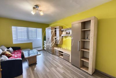 Apartament cu 3 camere decomandat, mobilat în Central - 1