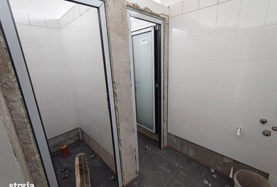 Spațiu comercial, de 2,210 mp, în Central - 3