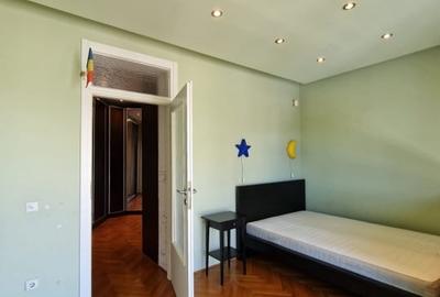 Piata Lahovari - Pitar Mos 3 camere etaj 4, 2 bai, 2 balcone, centrala proprie Piata Lahovari - Pitar Mos 3 camere etaj 4, 2 bai, 2 balcone, centrala proprie - 4