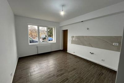 Casă cu 2 camere decomandat în Central - 1