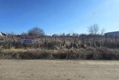 Teren de 2300 mp, în Vânători - 9